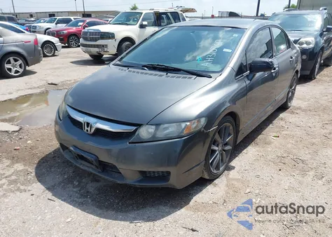 2010 Honda Civic Lx z USA, uszkodzony, nr VIN 2HGFA1F53AH310769